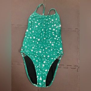 Jolyn discontinued print gavin size 32